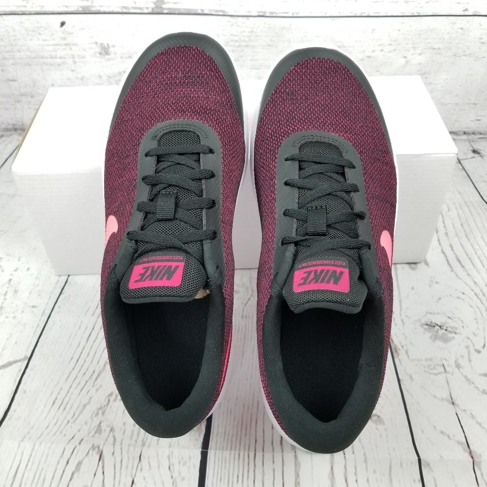 **Sold New Nike Flex Experience Run 7 - Picture 5 of 7
